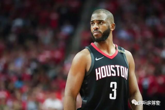 拉塞尔加盟上海男篮引发争议，前NBA球员力挺中国联赛